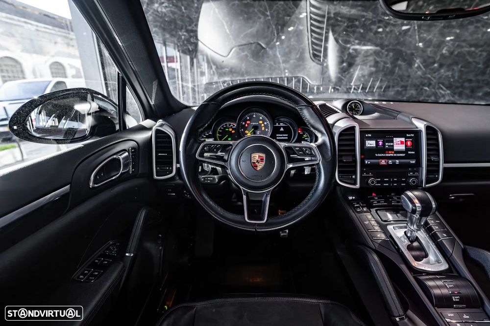 Porsche Cayenne S E-Hybrid - 9