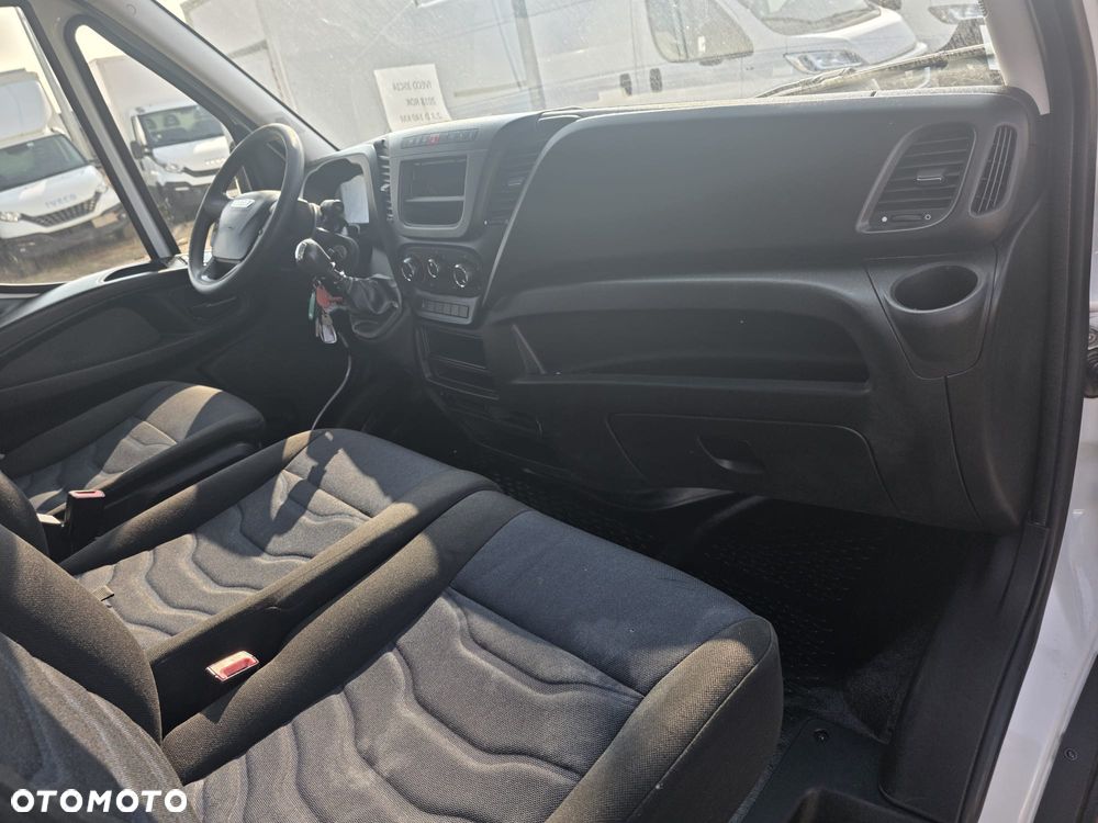 Iveco Daily 35c14 Kontener+Winda - 11