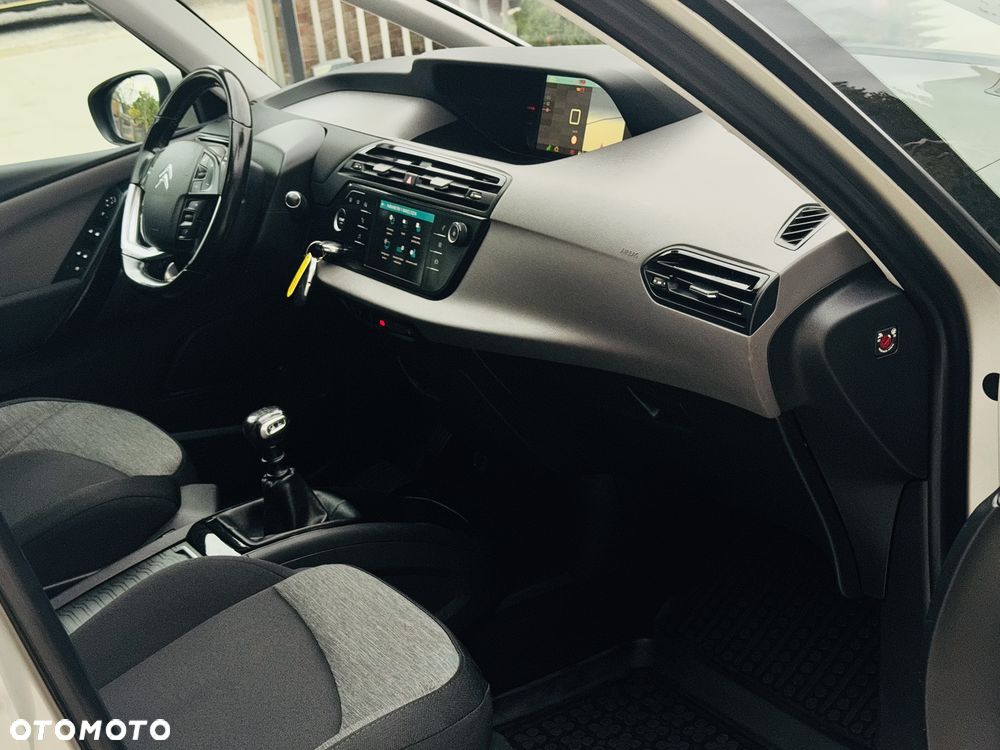 Citroën C4 Grand Picasso BlueHDi 120 SHINE - 26