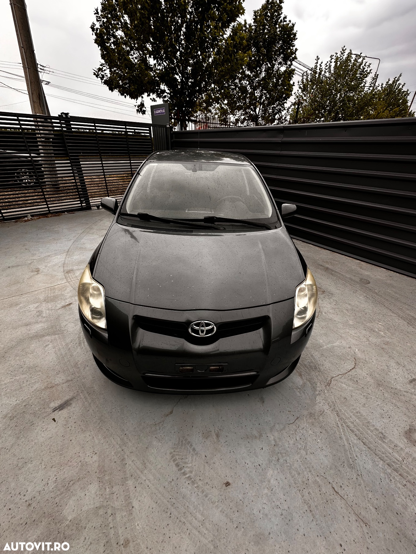 Toyota Auris 2.0 D-4D - 2