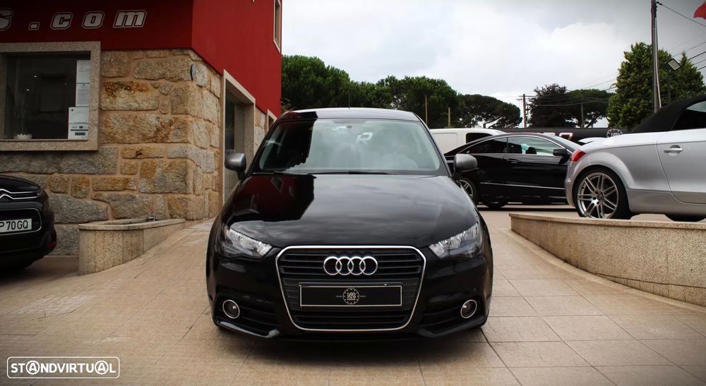 Audi A1 1.6 TDI Advance S-Tronic — fotografia 2