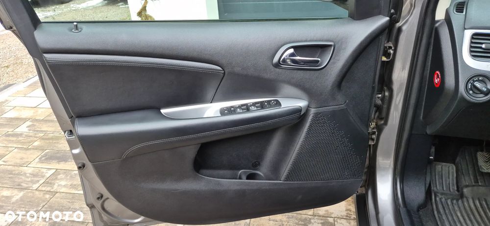 Fiat Freemont 2.0 Multijet Lounge - 9