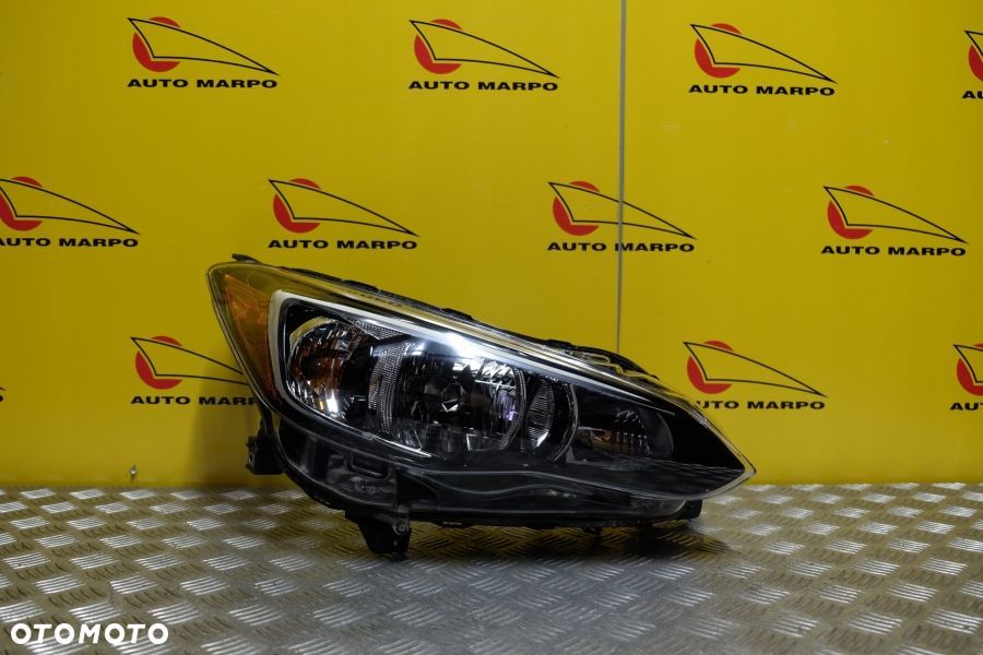 SUBARU XV IMPREZA 2016 2017- REFLEKTOR LAMPA PRAWA USA - 2