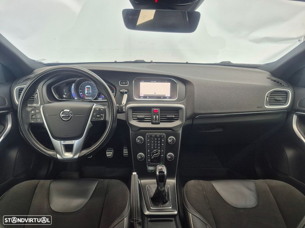 Volvo V40 2.0 D2 R-Design - 8