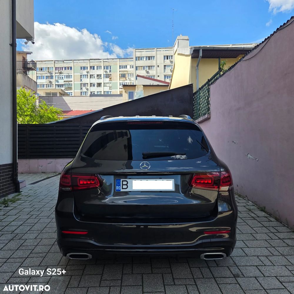Mercedes-Benz GLC - 3