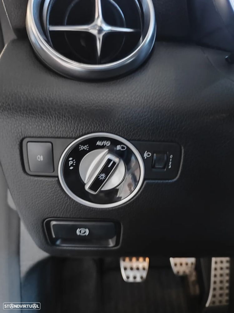 Mercedes-Benz SLK 250 CDi BE - 22