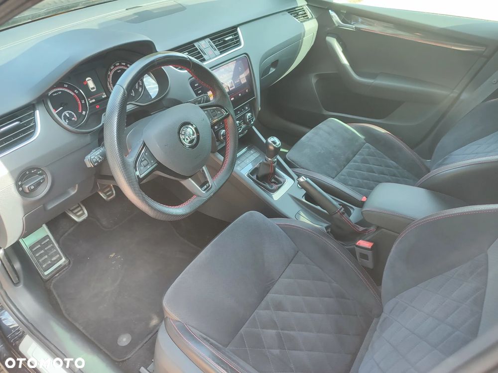 Skoda Octavia 2.0 TSI RS 230 - 5
