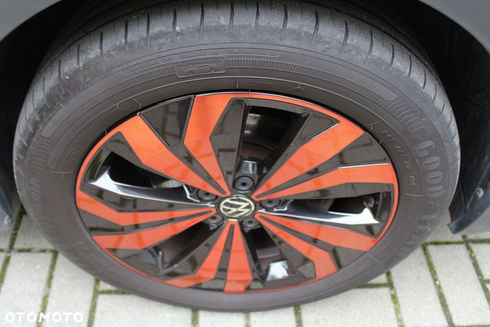 Volkswagen T-Cross - 23