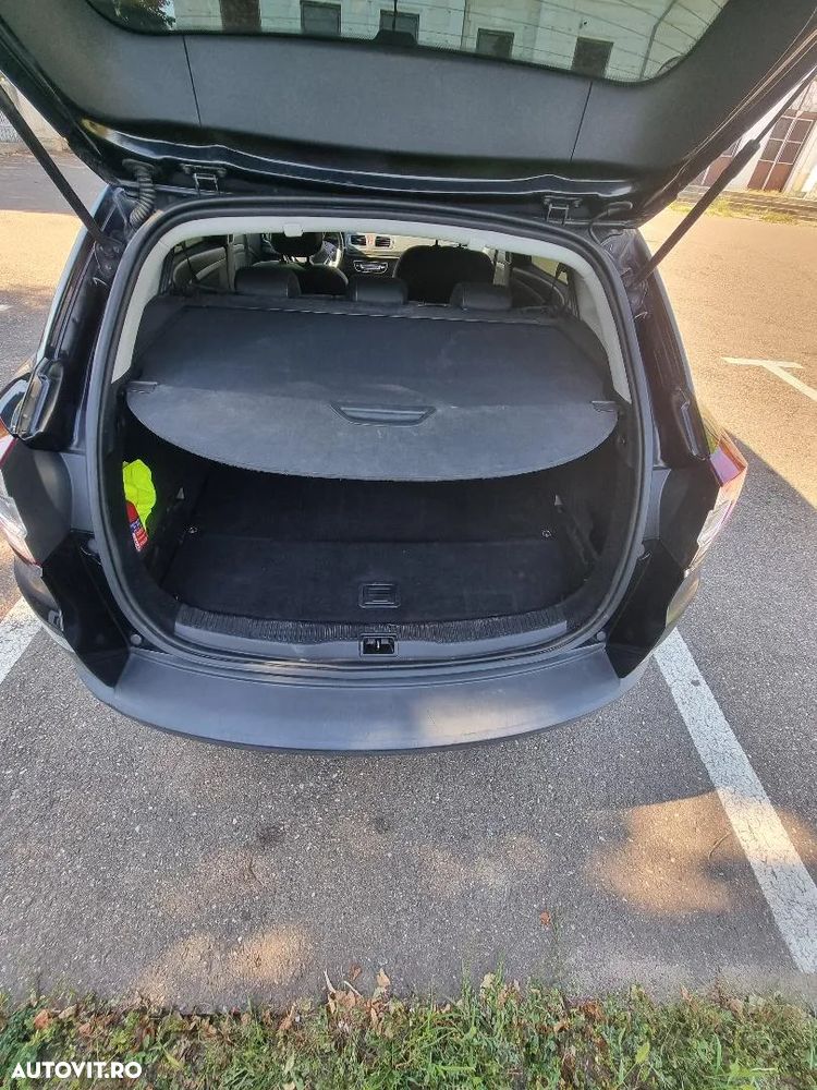 Renault Megane - 11