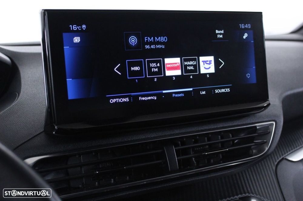 Peugeot 5008 1.5 BlueHDi Allure Pack EAT8 - 28