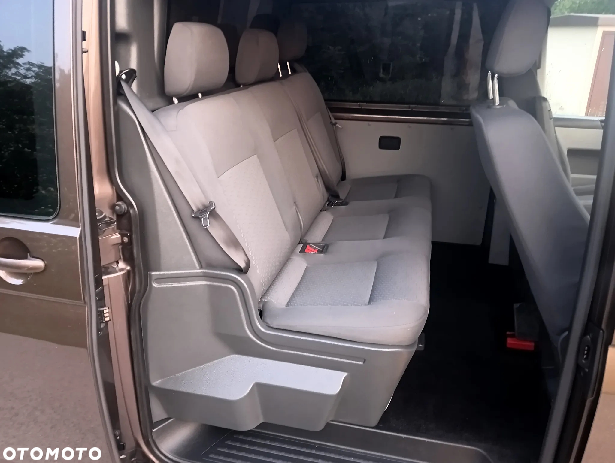 Volkswagen Transporter Caravelle Kurz Comfortline - 8
