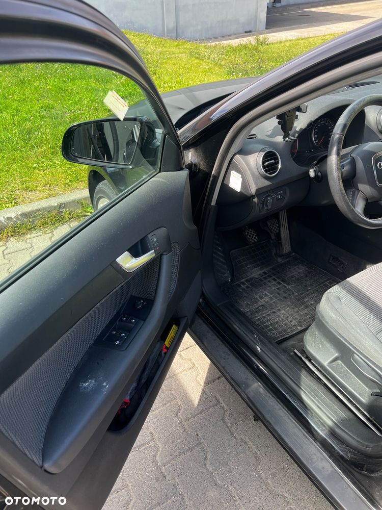 Audi A3 Sportback 1.6 Attraction - 13