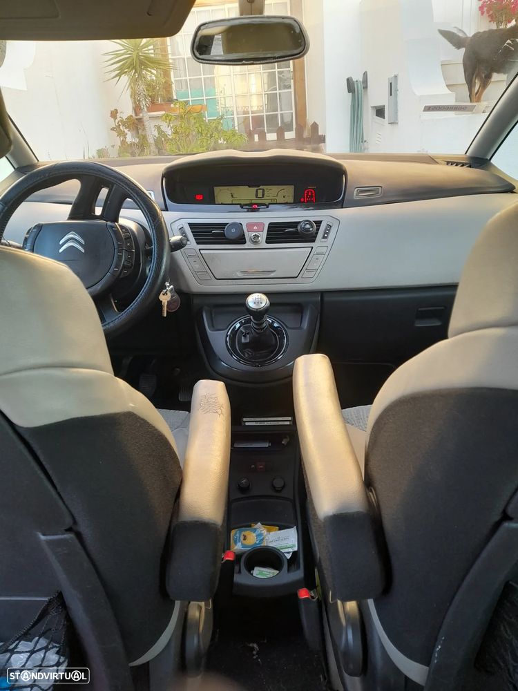 Citroën C4 Picasso - 4