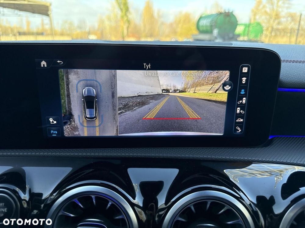 Mercedes-Benz CLA - 26