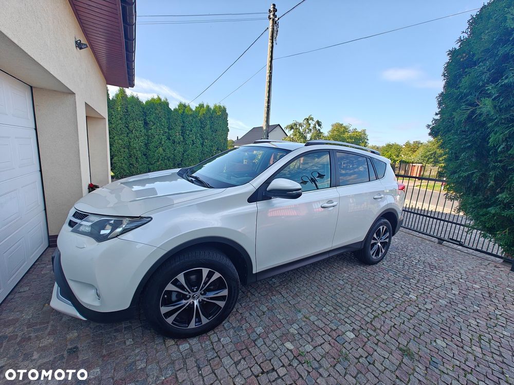 Toyota RAV4 2.0 Style 4x4 - 2