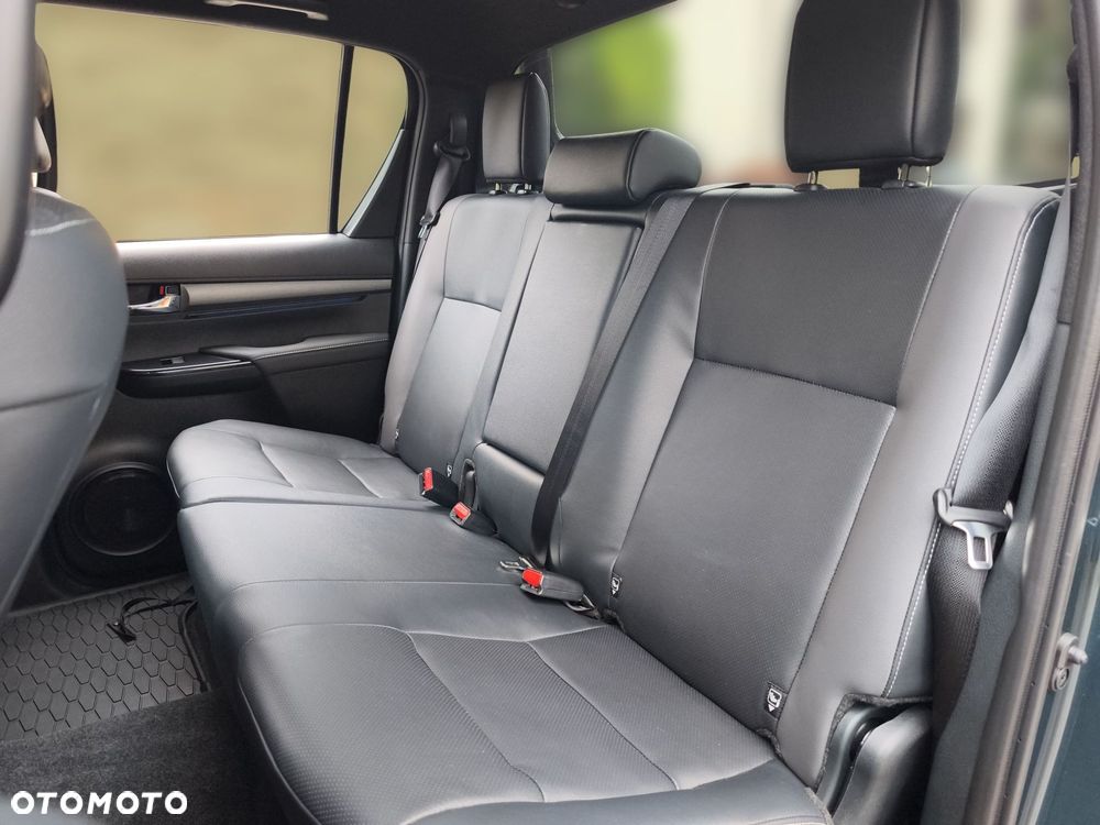 Toyota Hilux 2.8 D-4D mHEV Double Cab Invincible 4x4 - 14