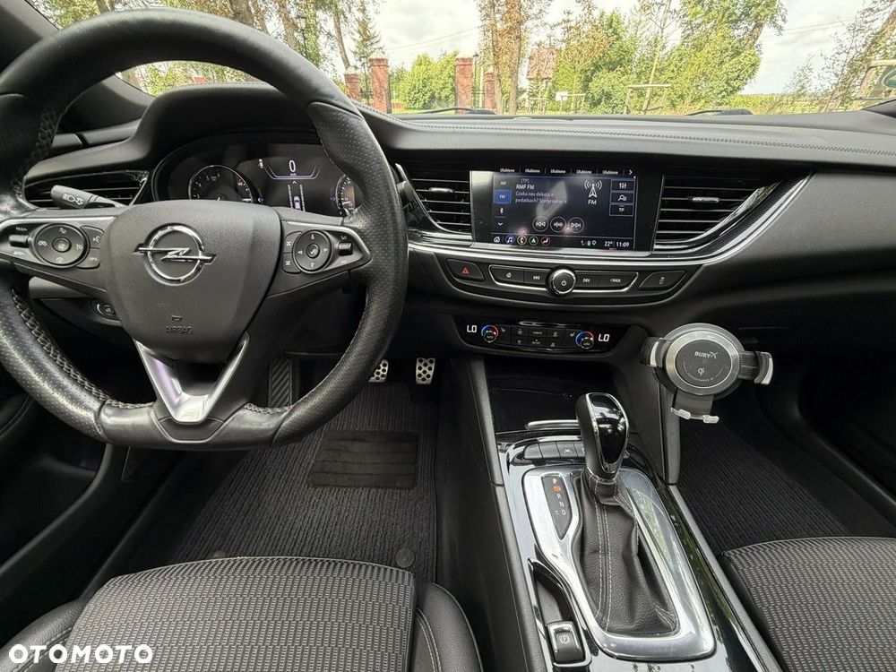 Opel Insignia - 37