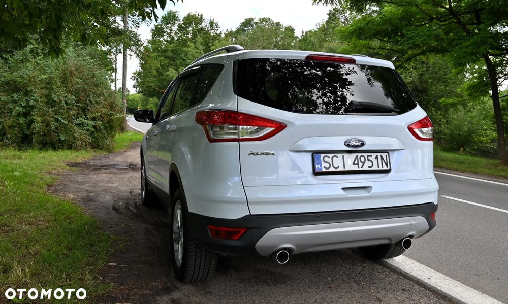 Ford Kuga - 10