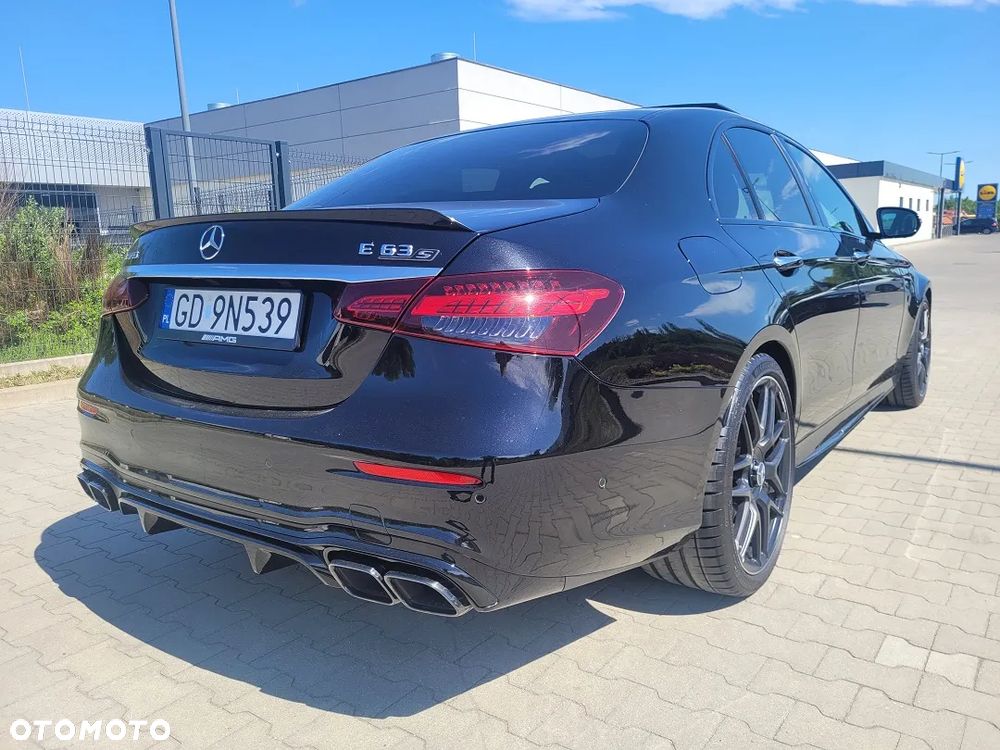 Mercedes-Benz Klasa E AMG 63 S 4Matic+ AMG Speedshift MCT-9G - 14