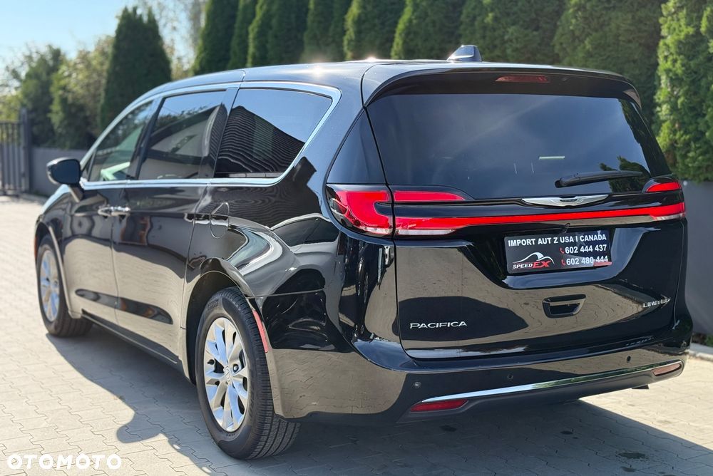 Chrysler Pacifica - 9