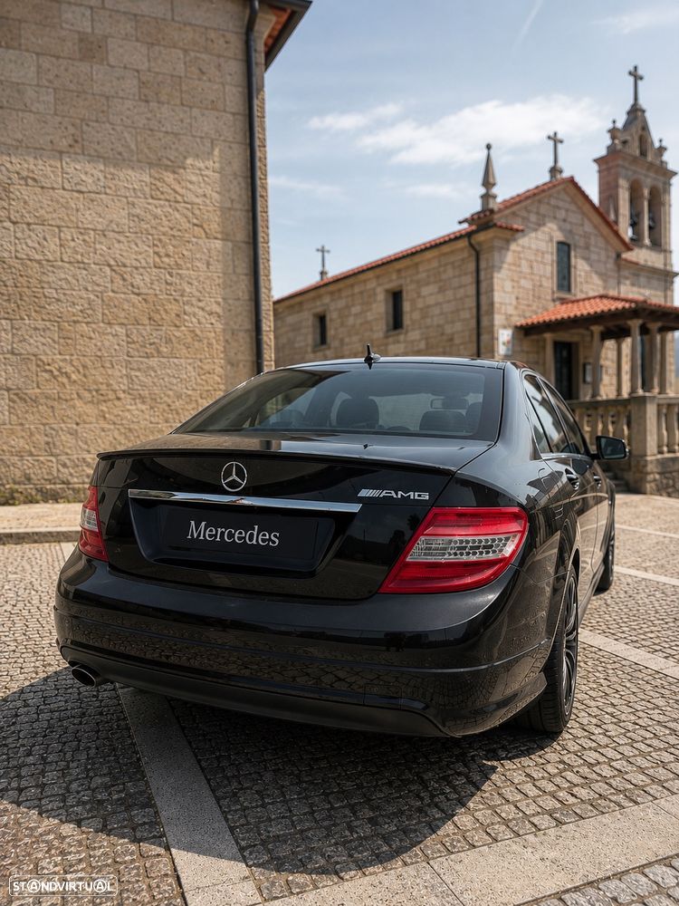 Mercedes-Benz C 200 - 1