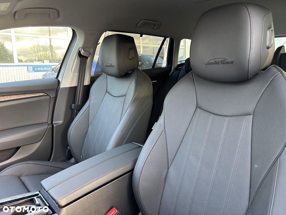 Skoda Superb 2.0 TDI SCR 4x4 L&K DSG - 11