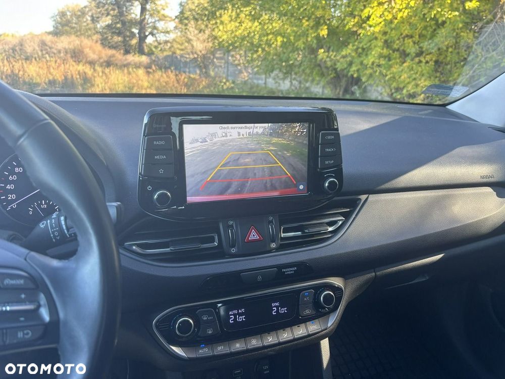 Hyundai i30 - 25