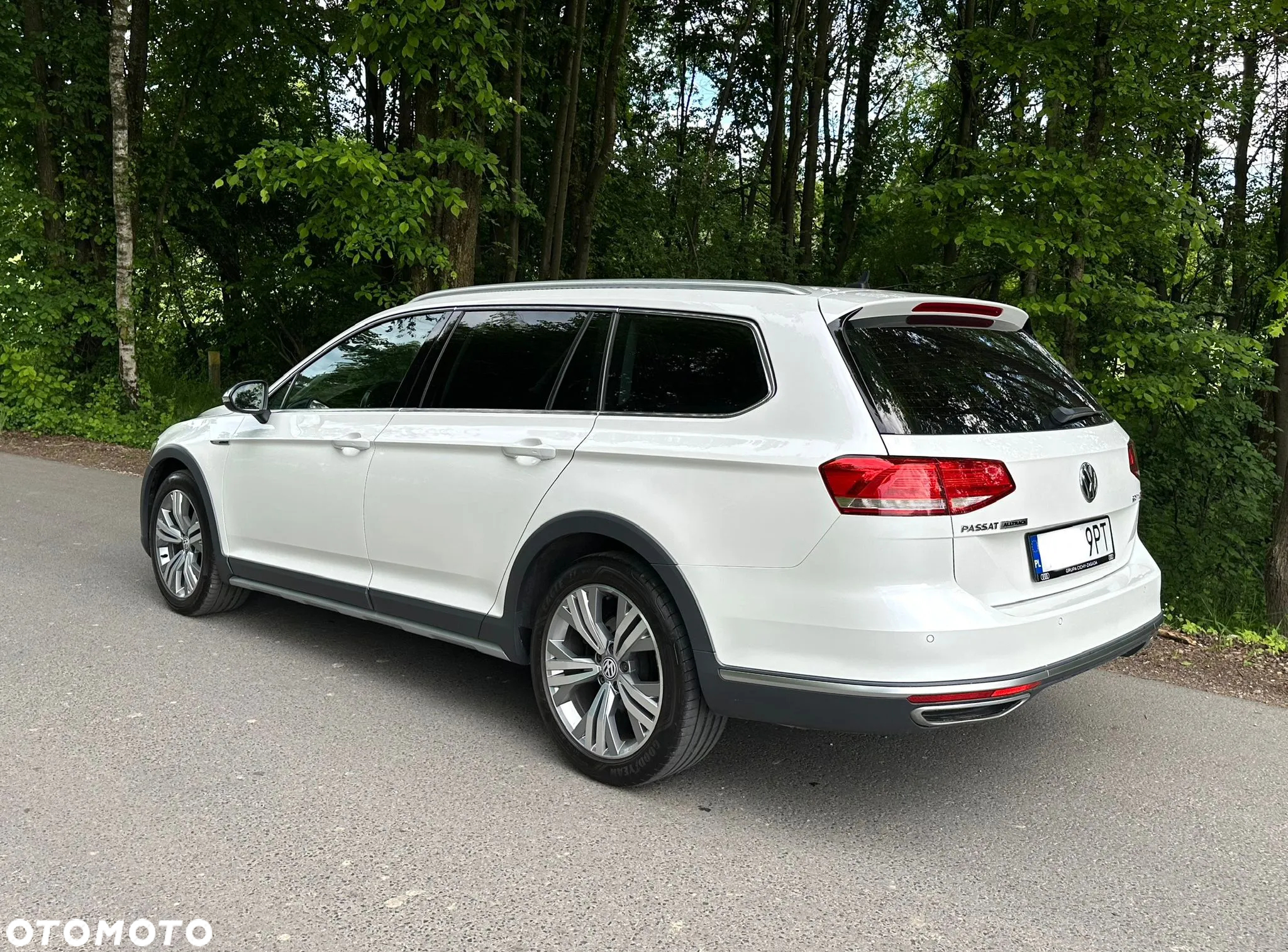 Volkswagen Passat Alltrack 2.0 TDI SCR 4Mot DSG - 11
