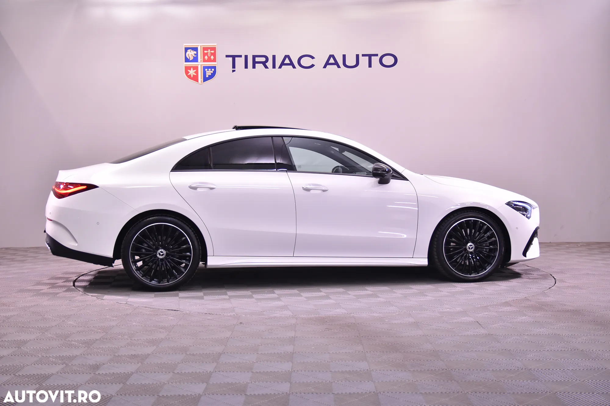 Mercedes-Benz CLA 200 7G-DCT Edition AMG Line - 6