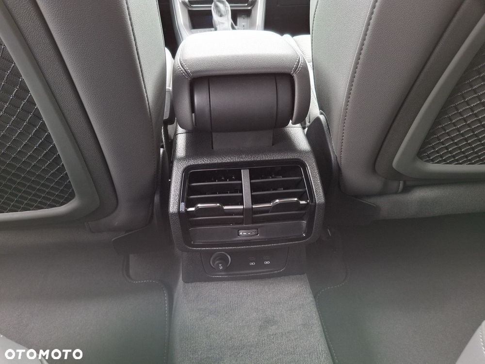 Audi Q3 Sportback - 15