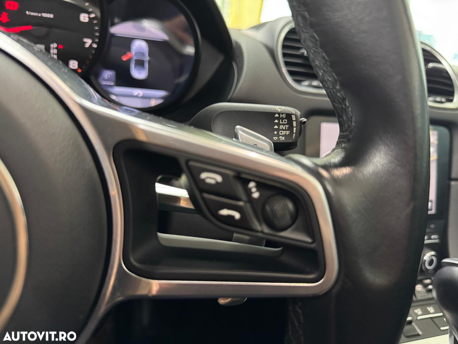 Porsche Boxster 718 Style Edition PDK - 36