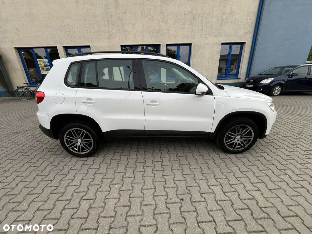 Volkswagen Tiguan - 11