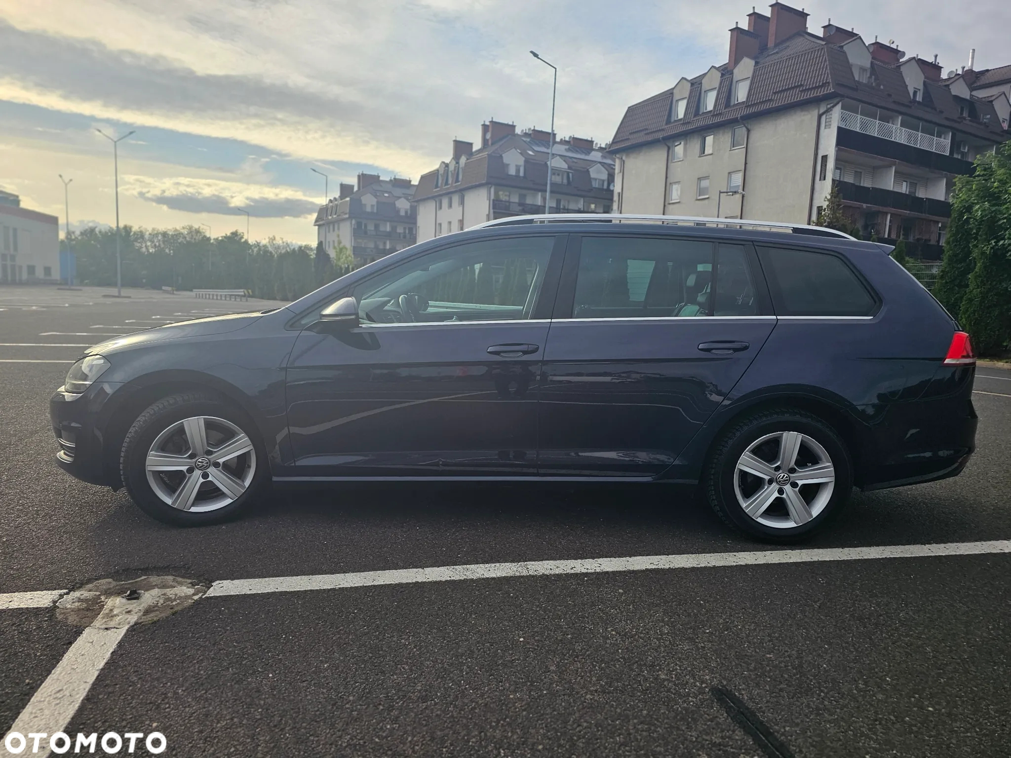 Volkswagen Golf VII 1.6 TDI BMT Highline DSG - 8