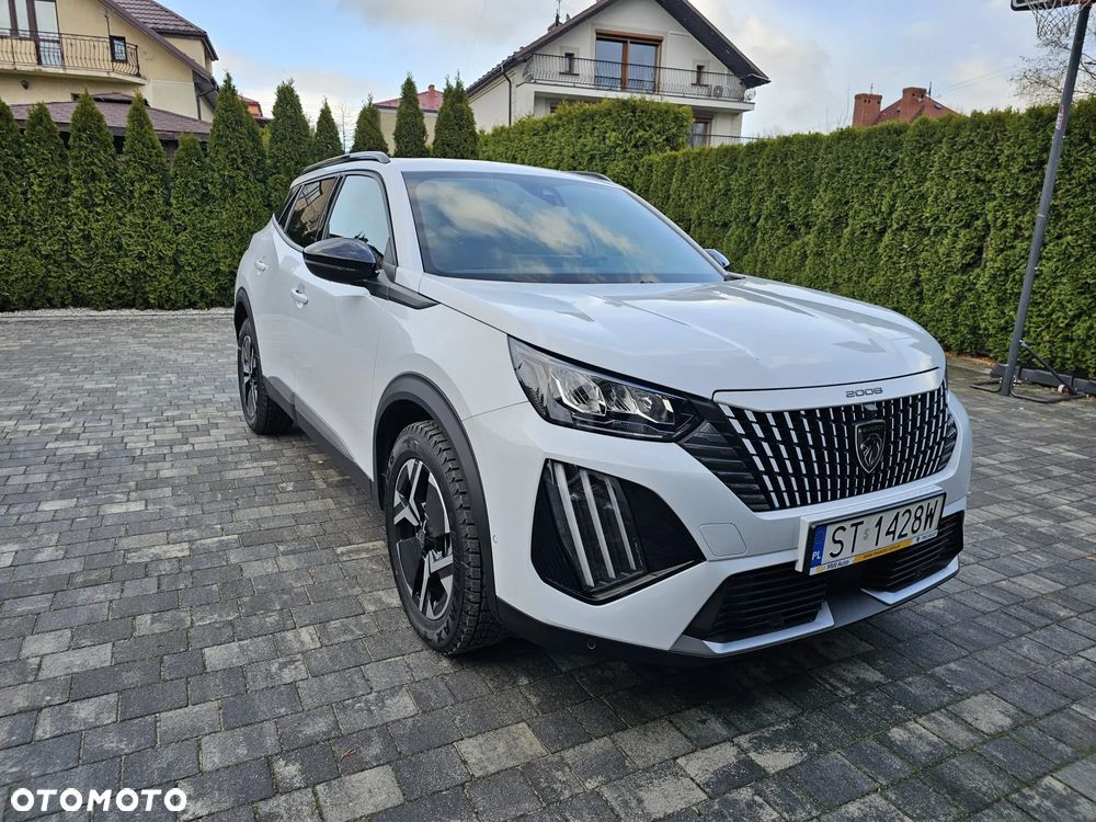 Peugeot 2008 PureTech 130 Allure S&S EAT8 - 1