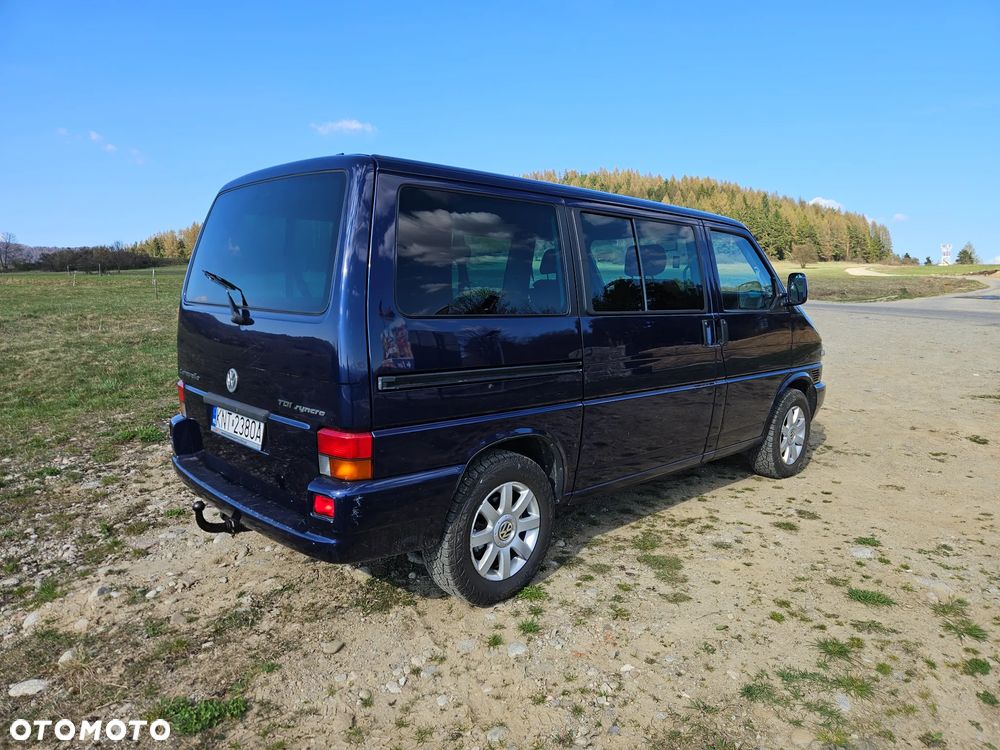 Volkswagen Caravelle - 3
