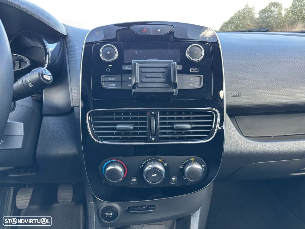 Renault Clio 1.5 dCi Zen - 23