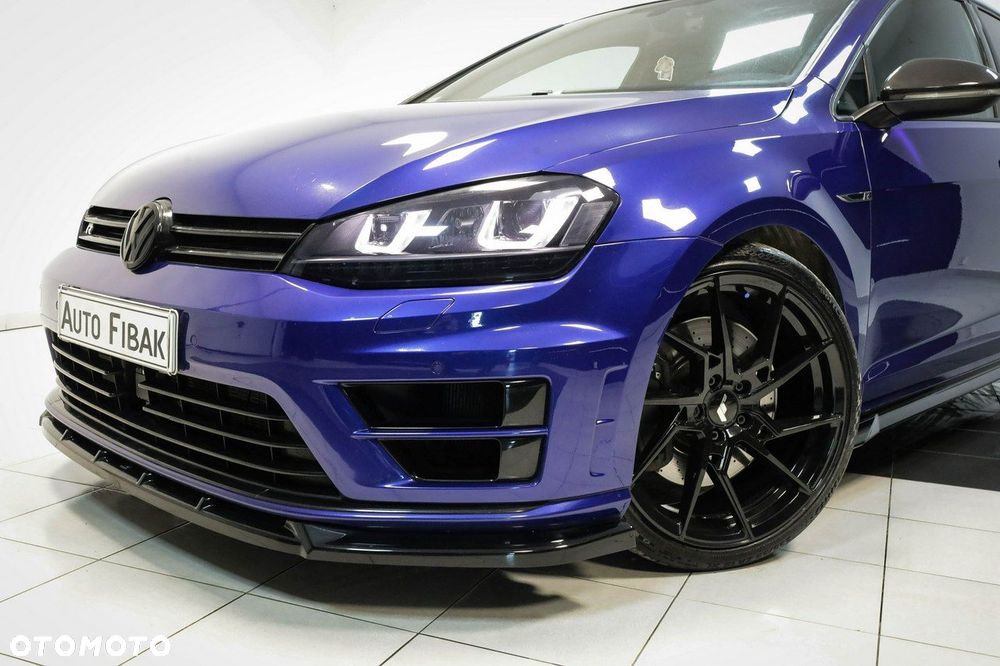 Volkswagen Golf - 4
