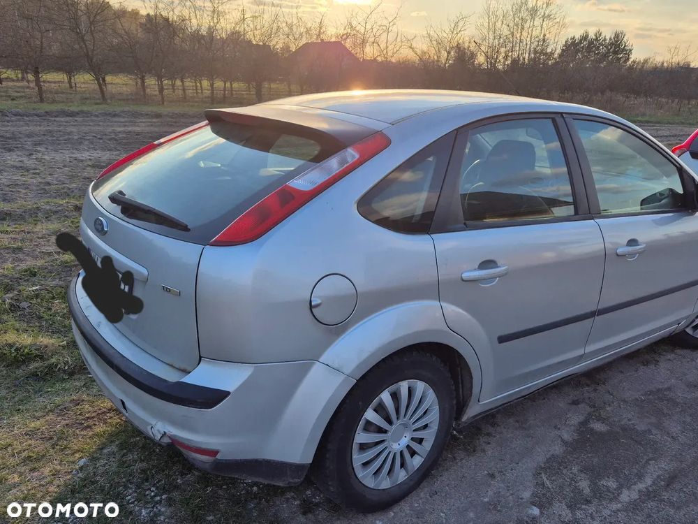 Ford Focus 1.6 TDCi Ambiente - 3