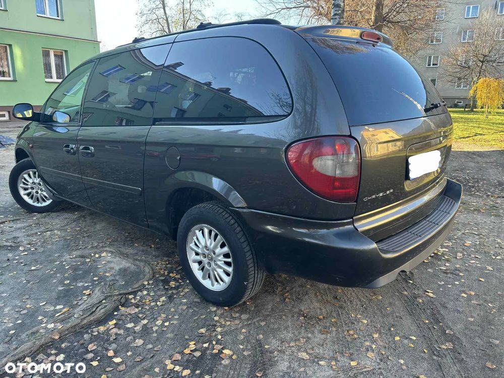 Chrysler Grand Voyager - 8