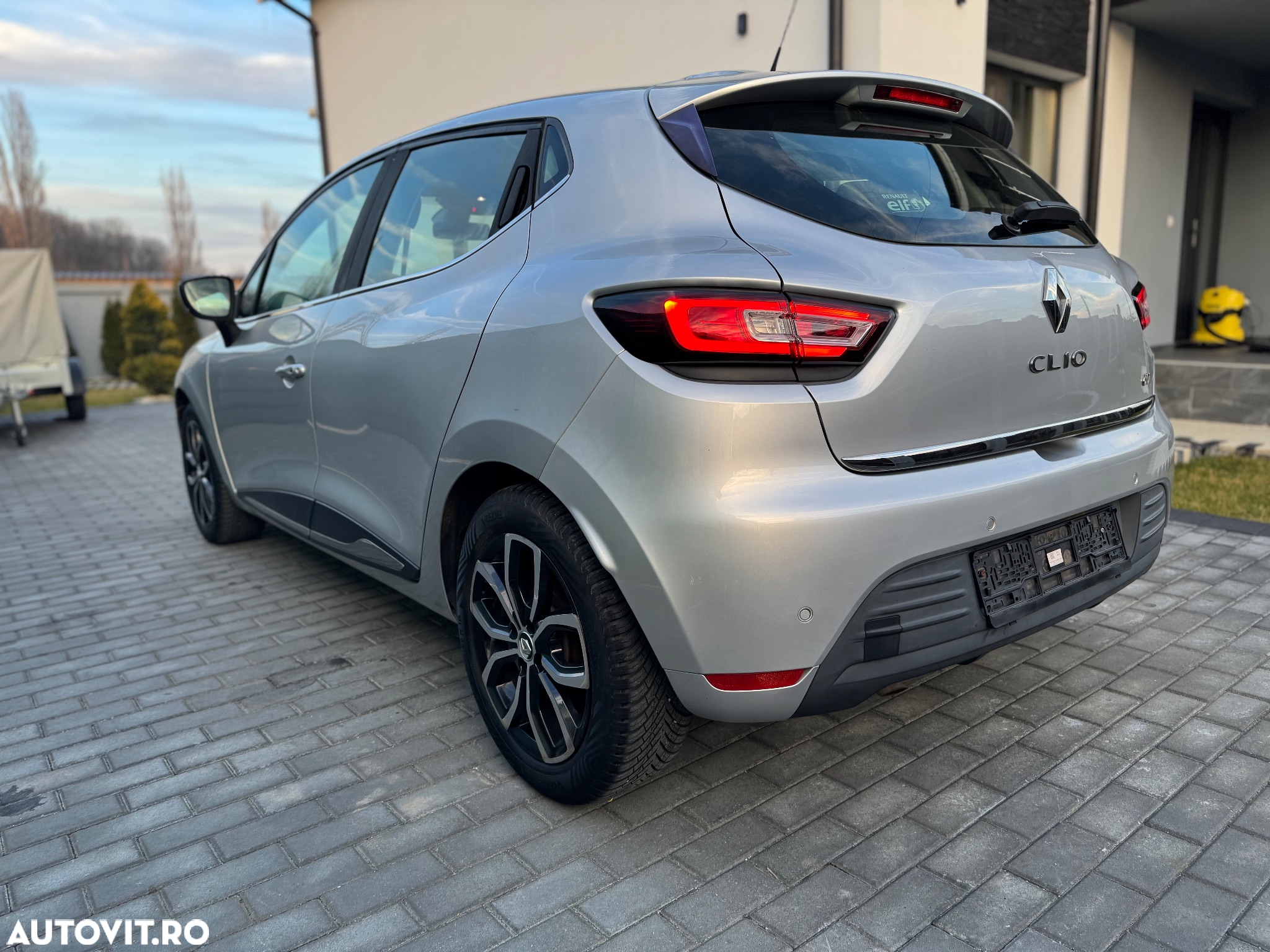 Renault Clio (Energy) dCi 90 Bose Edition - 3