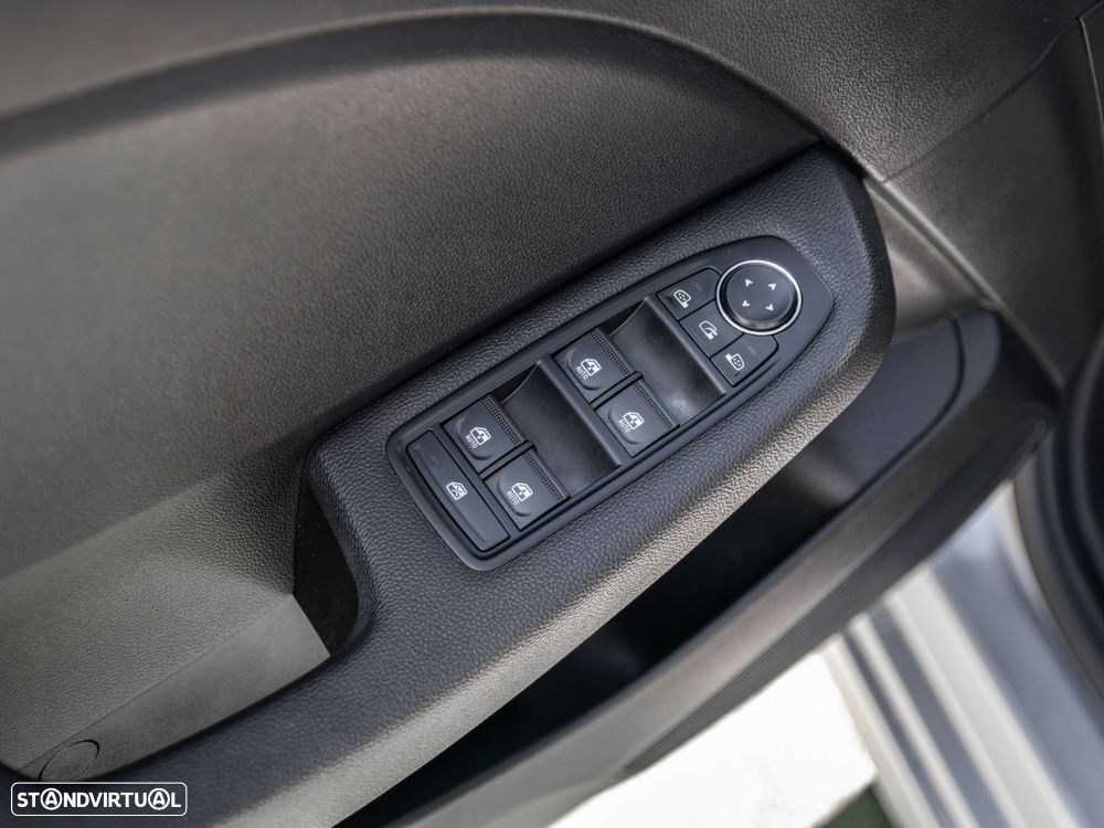 Renault Clio 1.0 TCe Limited Bi-Fuel - 31