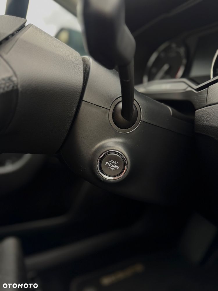 Skoda Superb 2.0 TDI Active DSG - 24