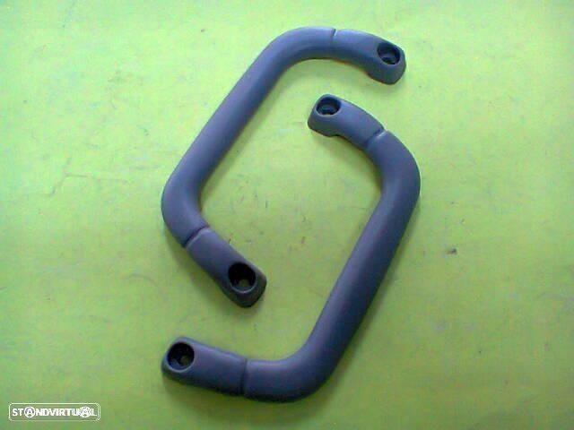 Manete nova do pilar cabine Mitsubishi Canter Anos 1996 a 2005 - 1