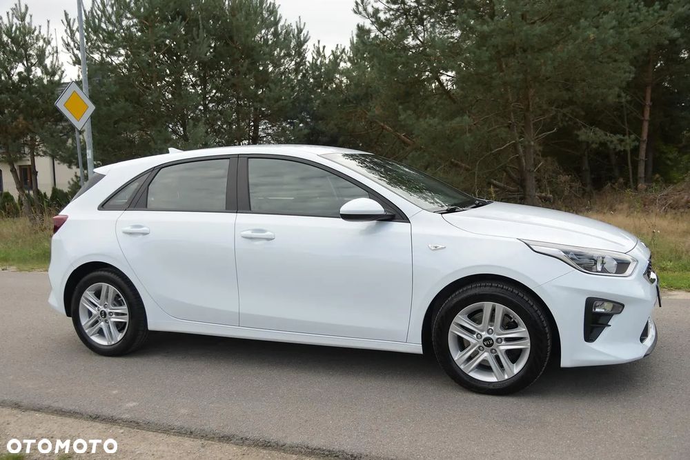 Kia Ceed - 8
