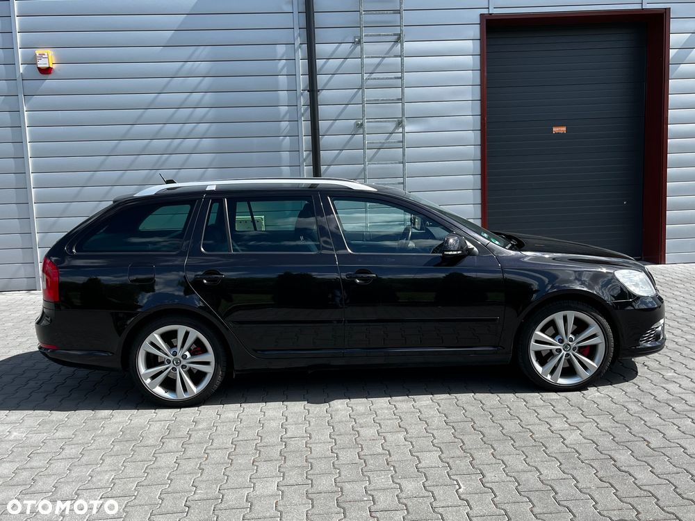Skoda Octavia 2.0 TDI DPF RS - 9