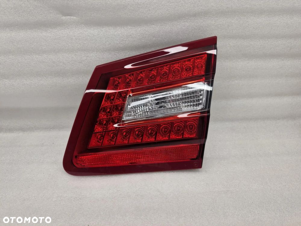 MERCEDES E-KLASA W212 KOMBI LAMPA PRAWA TYŁ KOMPLET A2128203864/A2128201064 - 12