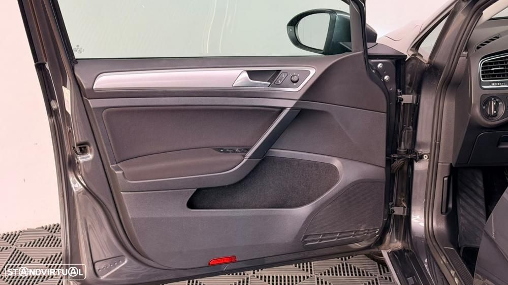 VW Golf 1.6 TDI Trendline - 25