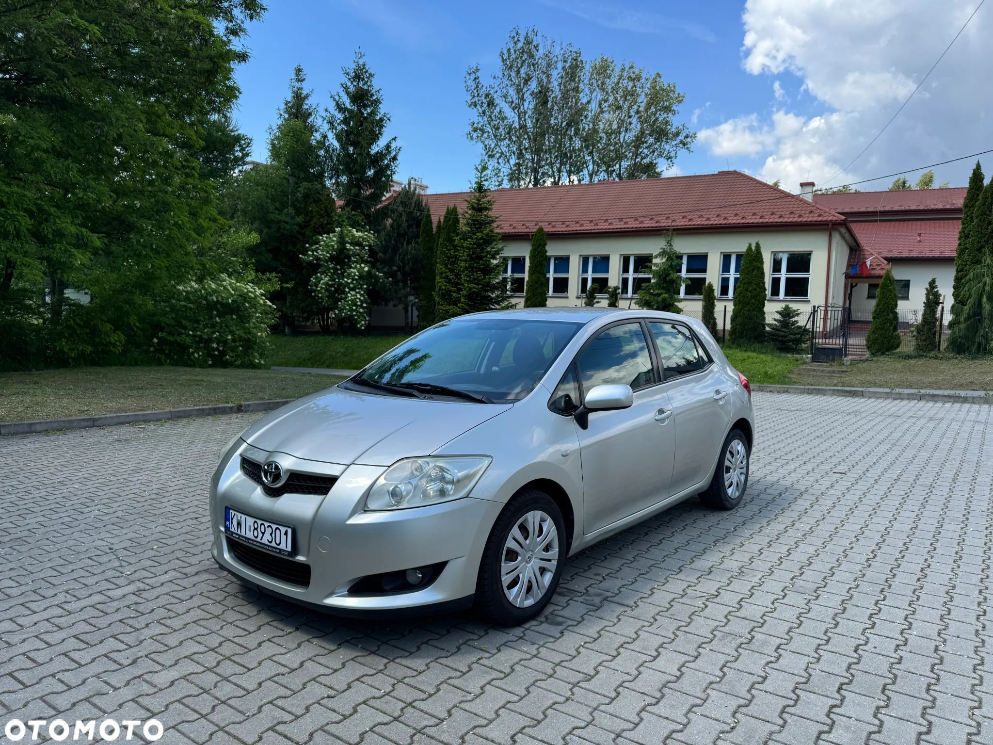 Toyota Auris - 1