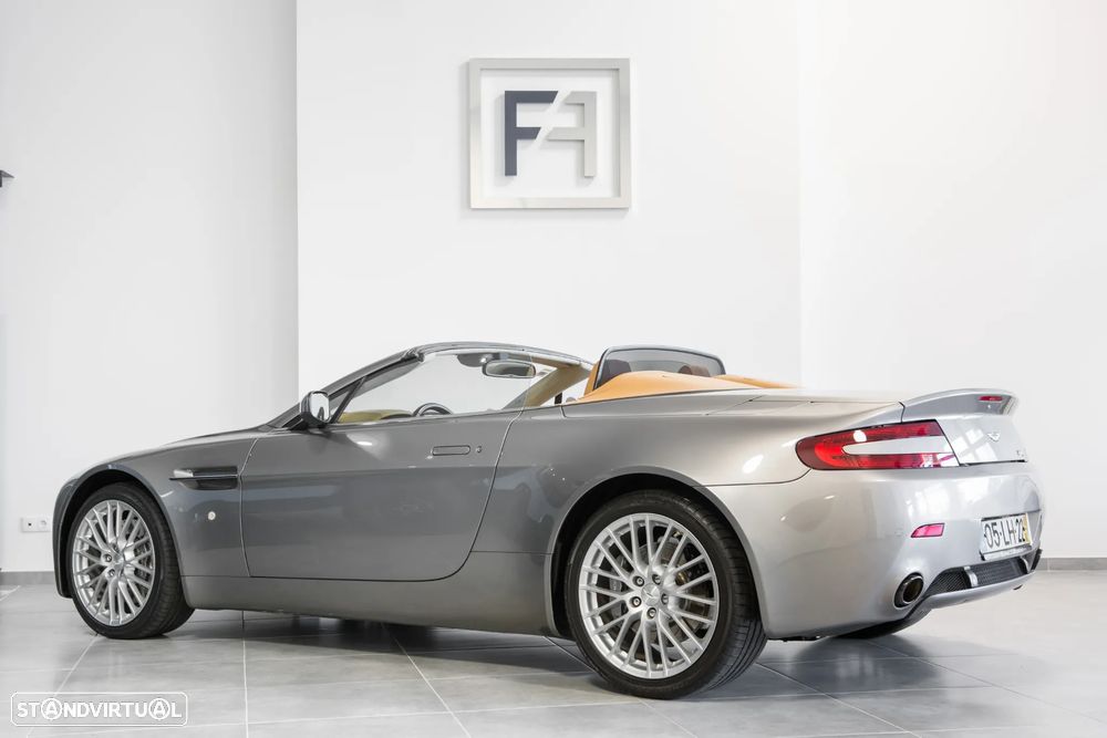 Aston Martin Vantage Roadster V8 Sportshift - 4