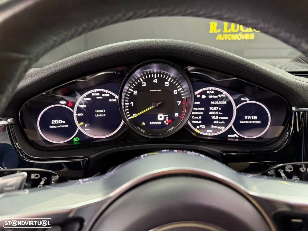 Porsche Panamera Sport Turismo 4 E-Hybrid - 20